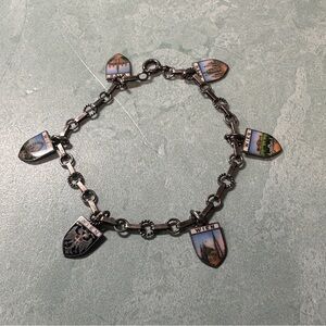 Wien Silver Charm Bracelet with Shield Pendants Tourist Souvenir Landmarks